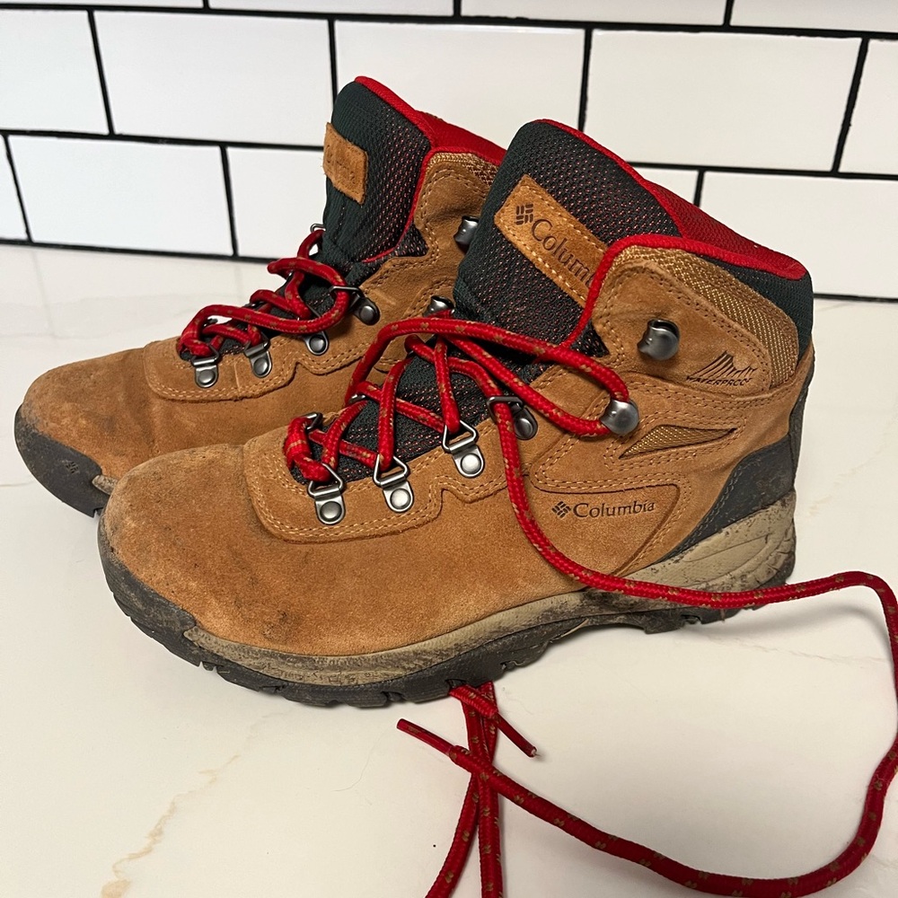 Columbia Hiking Boots